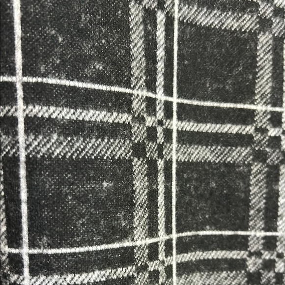 NWT LuLaRoe Black and White Knit Cardigan - Picture 4 of 7